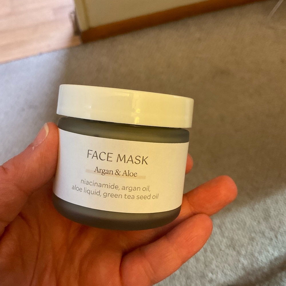 NWOT Handcrafted Face Mask made with Sea Clay